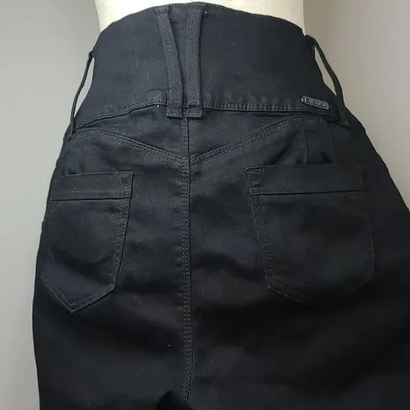 JR. PLUS SIZE ELLA JEANS 👖 😍 - Picture 7 of 12